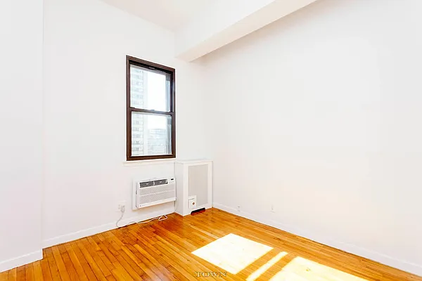 Rented by Town Residential | media 24