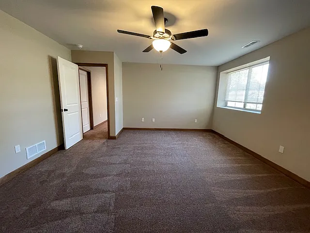 231 Lakeside Dr #231 — Photo 16