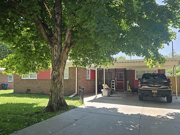 4th image of 1639 Montana St