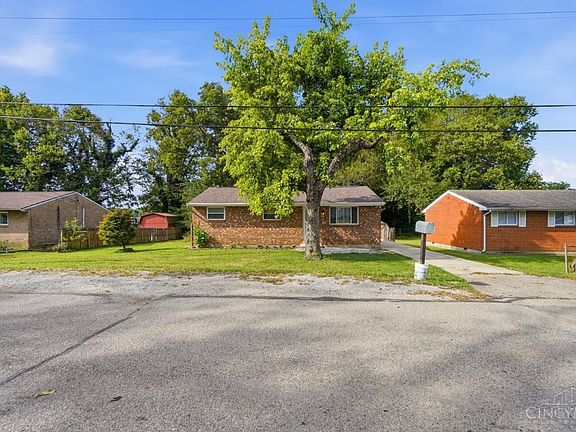 2nd image of 2183 Thrush Ave