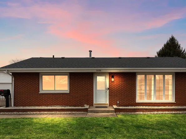 3036 99th St, Highland, IN 46322