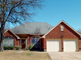 2049 Spring Mills Rd, Mesquite, TX 75181