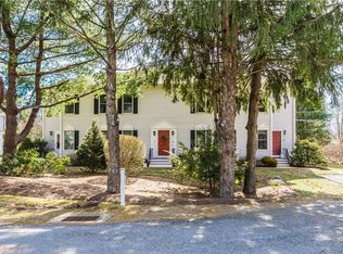 153 High St APT 30, Westerly, RI 02891