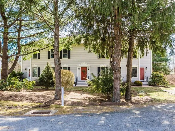 153 High St APT 30, Westerly, RI 02891