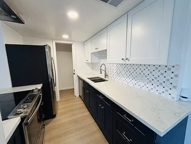 2 bed, 924 sqft, $1,750 — Photo 3