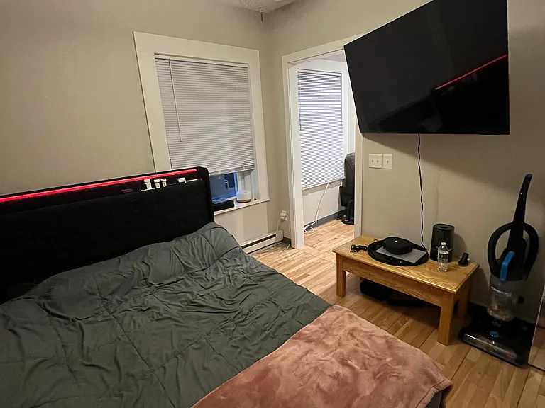 4373 Braddock Ave NE #7 — Photo 2
