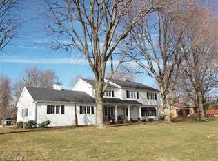 211 Tonawanda Trl SW, Hartville, OH 44632