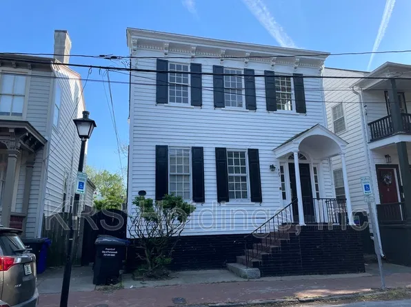 423 London St Unit 2, Portsmouth, VA 23704