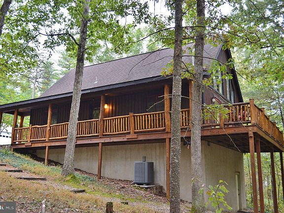 4th image of 381 Bass Wood Ln
