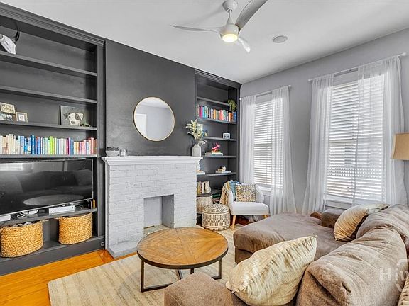 4th image of 531 E Gaston Street