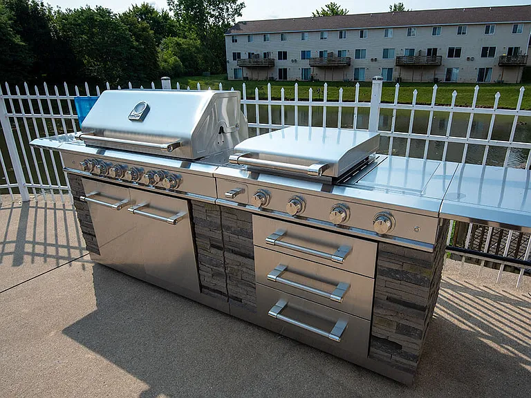 Stainless Steel Grilling Stations