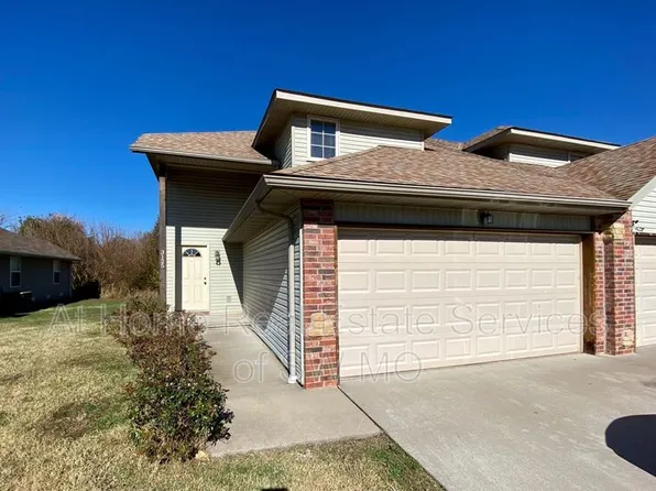 3125 W Golden Valley Ct, Springfield, MO 65807