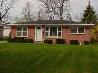 29136 Wesley Ave, Flat Rock, MI 48134