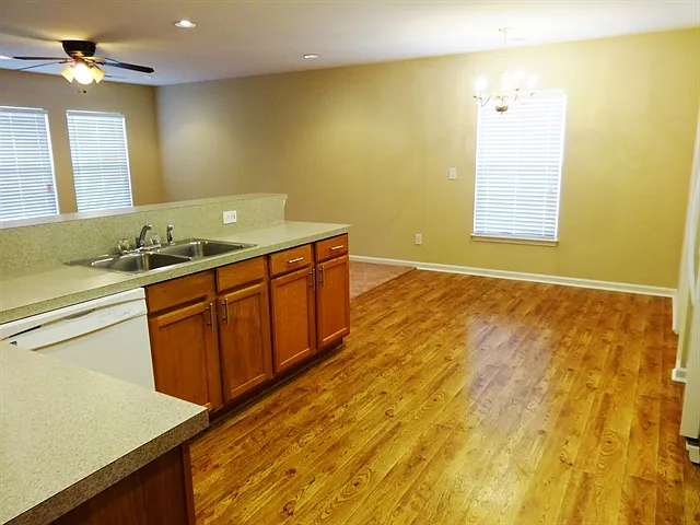 5145 Torrey Ln — Photo 19