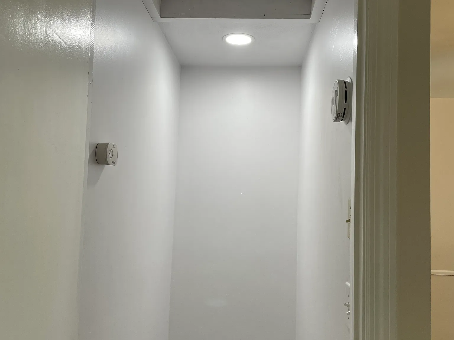 3 bed, 1004 sqft, $2,650 — Photo 3