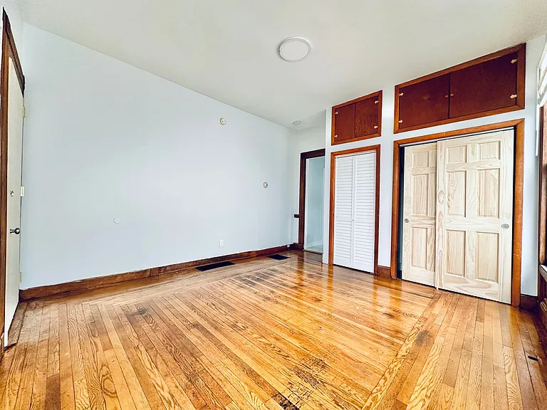 434 George St — Photo 6