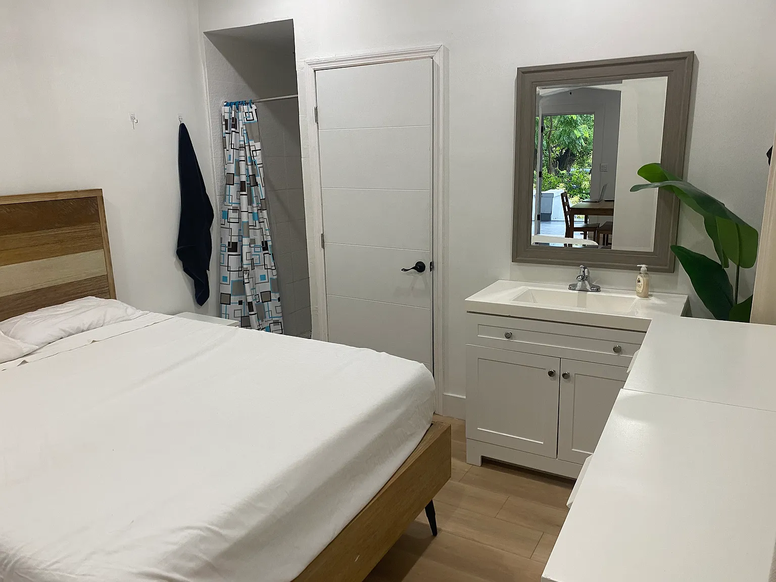 1 bed, 500 sqft, $1,600 — Photo 2