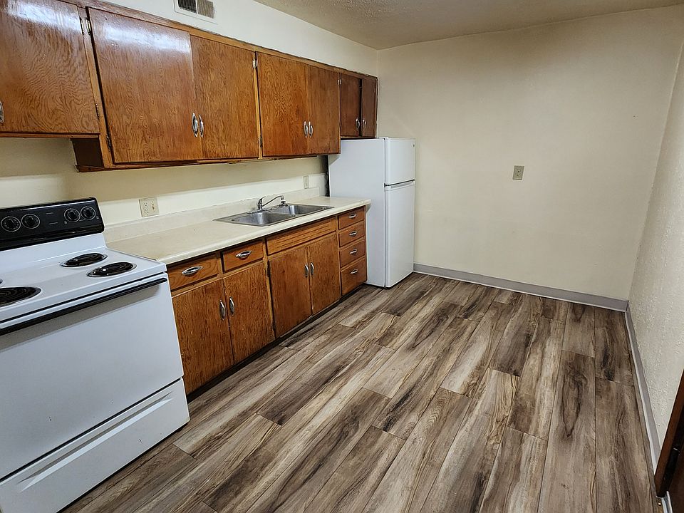 1st image of 408 E Bond St #5
