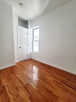 Rented by Taichi Fudosan | media 10