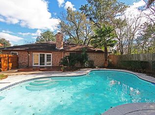 5630 Long Creek Ln, Houston, TX 77088