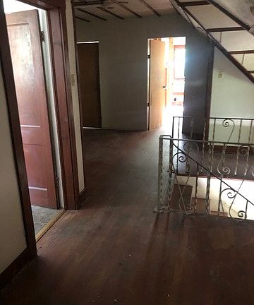 5th image of 731 Sutton Dr