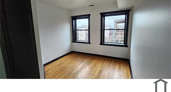 6155 S King Dr #3 — Photo 5