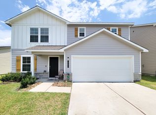 111 Avalon Dr, Huntsville, TX 77320