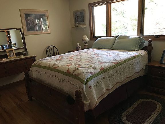 3rd image of 3900 Turquoise Dr
