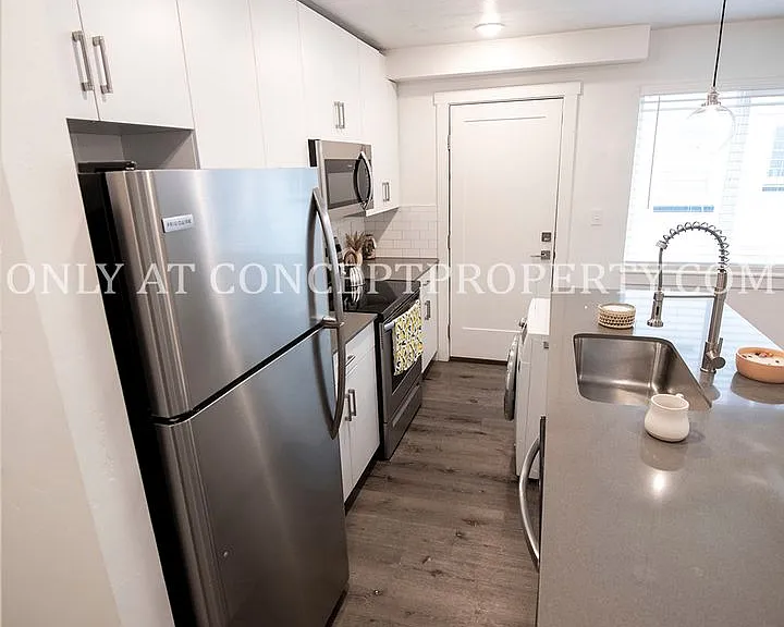 2740 S 1300 E — Photo 48