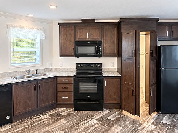 3rd image of 3951 S Mentor Ave Lot 26