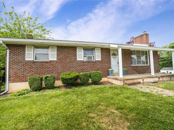 2935 Christine St, Bethlehem, PA 18020