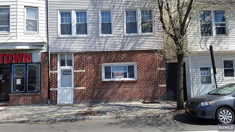1st image of 182 Franklin St