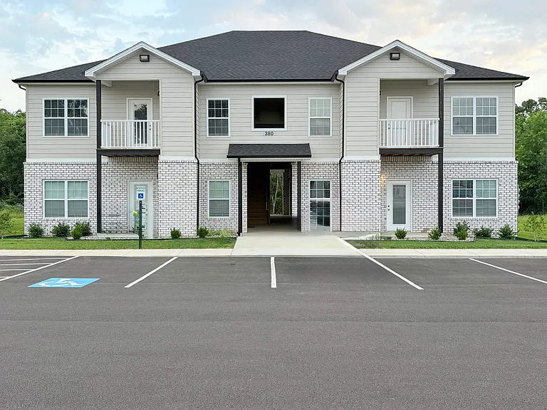 368 Hillview Mills Blvd — Photo 1
