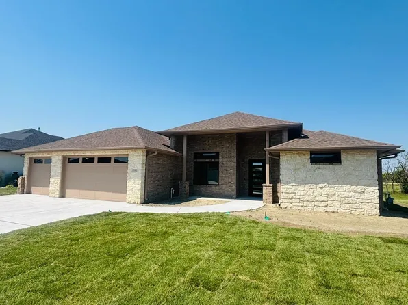 5125 N Dublin Ct, Wichita, KS 67226