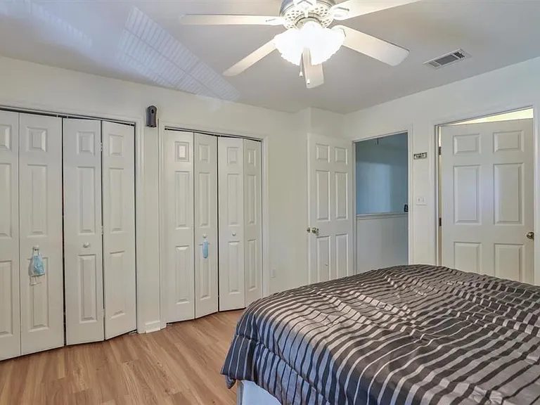 924 Ashburn Dr #2 — Photo 21
