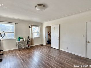 789 Main St E #2, Hamilton, ON L8M 1L3