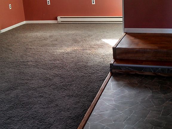 Largest bedroom 25 x 14