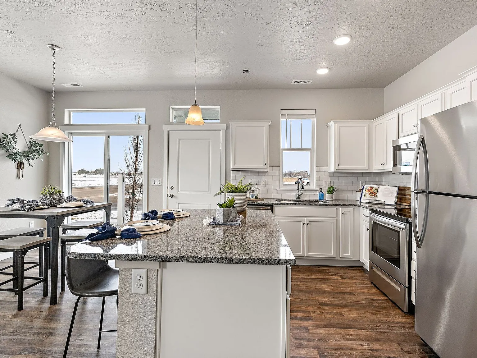 Sunnyvale Village Townhomes — Photo 3