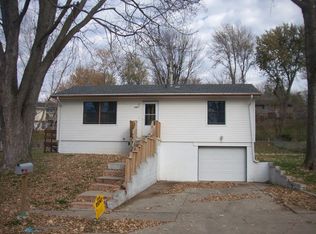 1207 Bryan Ave, Bellevue, NE 68005