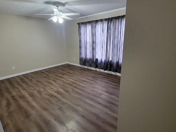 3rd image of 4339 Seashell Ct