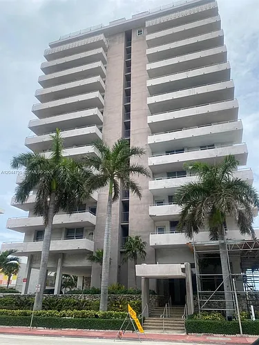 9225 Collins Ave Photo 1