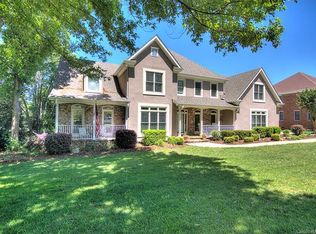 443 Beacon Knoll Ln, Fort Mill, SC 29708