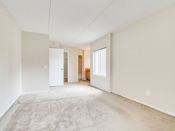 2nd image of 75 S Reynolds St APT 201