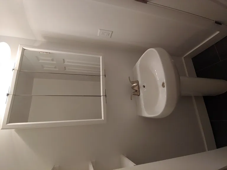 88 W Cedar St #4 — Photo 4