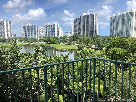 3rd image of 20000 E Country Club Dr APT 510