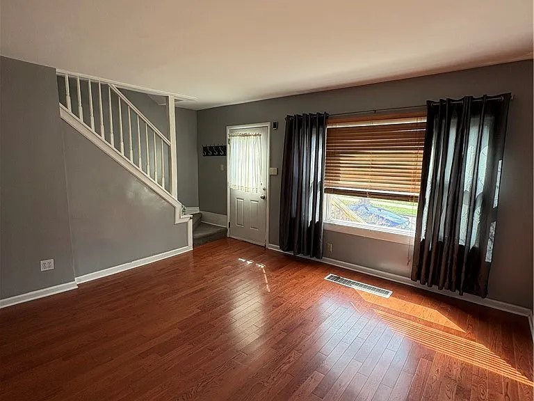57 Abbottsford Pl — Photo 19