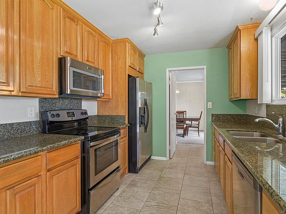 5th image of 8727 Verlane Dr