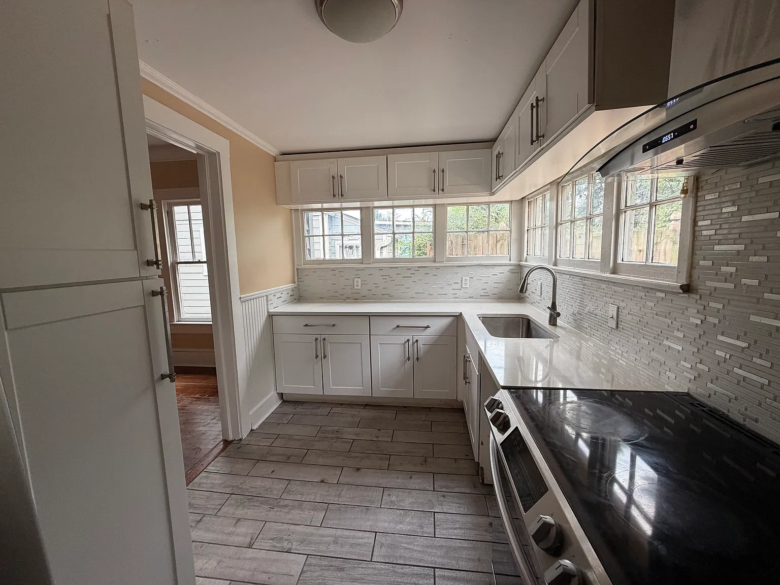 2 bed, 1320 sqft, $2,750 — Photo 3