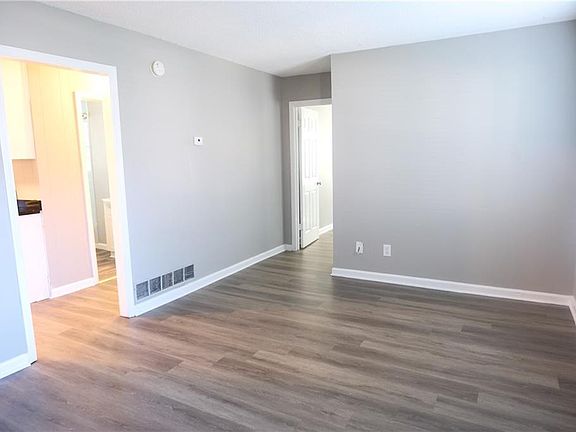 4th image of 263 New St #B