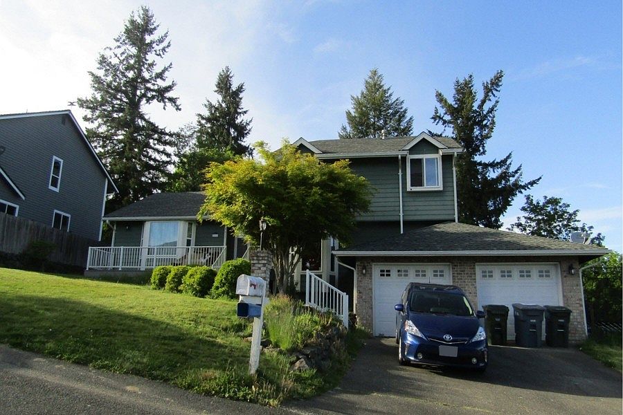 1st image of 4615 66th Street Ct E